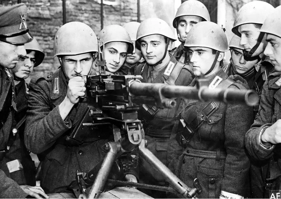 Итальянский пулемет Breda M37 рис 5.png