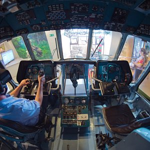 Мультимедийный комплекс «Кабина вертолета Ми-8».